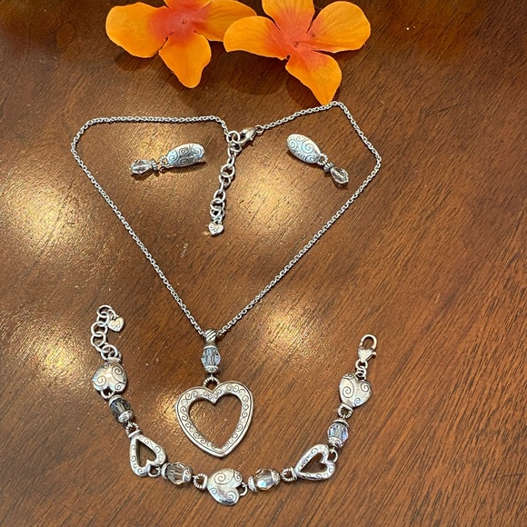 Brighton HEARTLAND Silver Heart Swarovski Crystal Necklace Bracelet Earring RARE - Picture 9 of 17